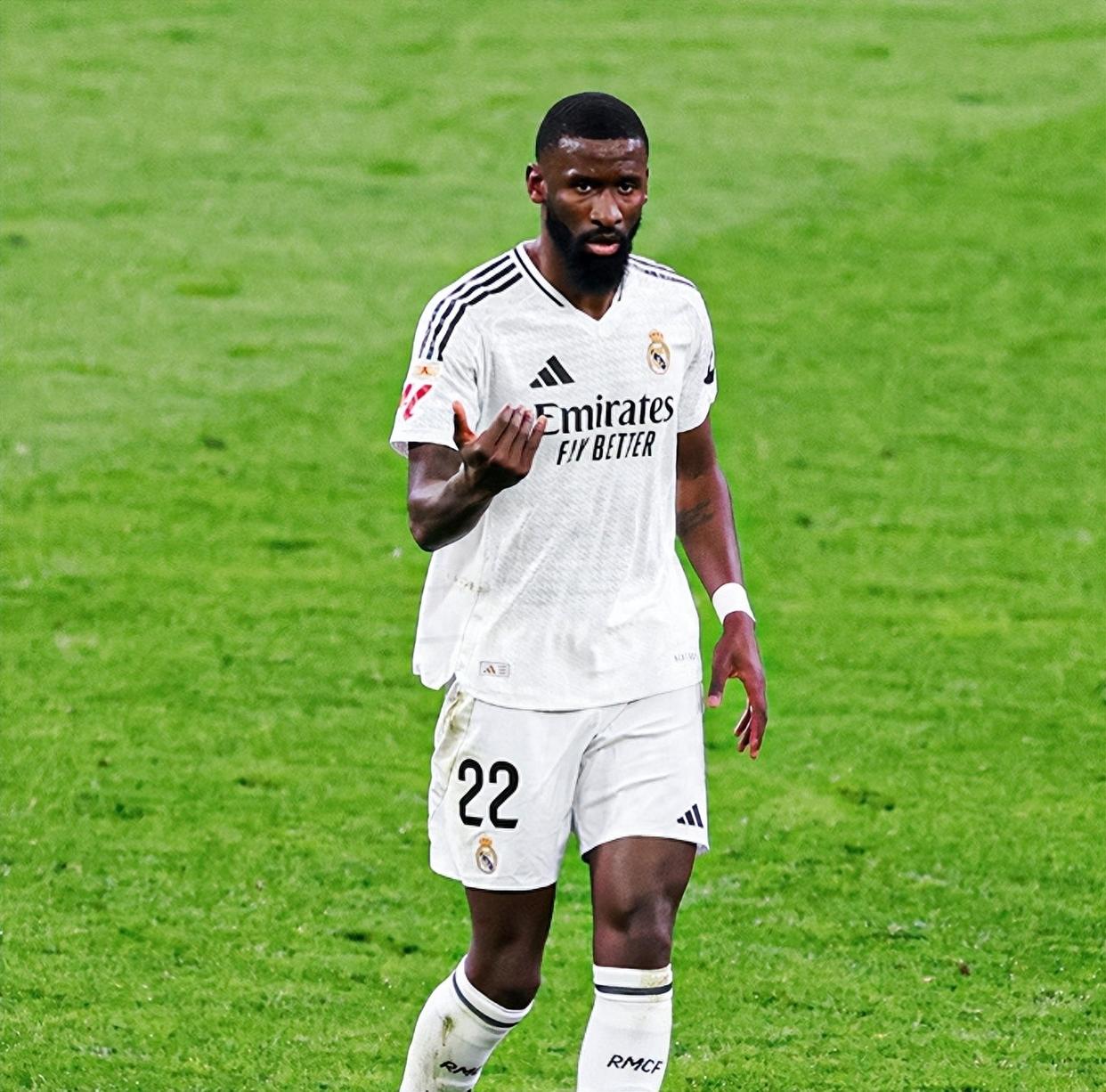 PG电子线上登入-包含关键球员因伤缺阵，球队迎来重大考验的词条