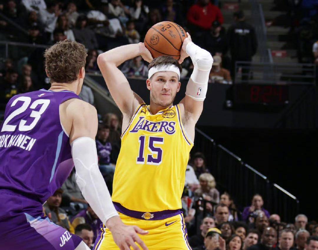 关于美国篮球赛大热门负于小组头名，意外败局的信息