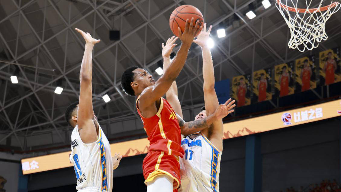 关于广厦队防守失误，主场遭遇山东队逆转痛失胜利的信息