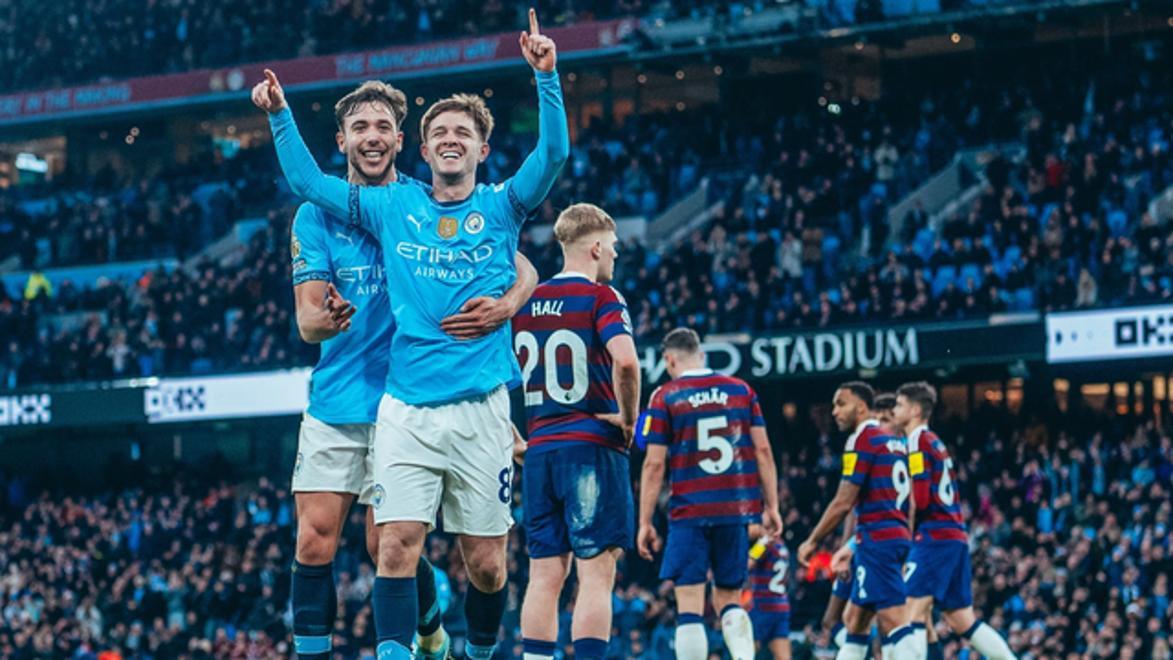 曼城连胜三场挺进决赛，实力强劲