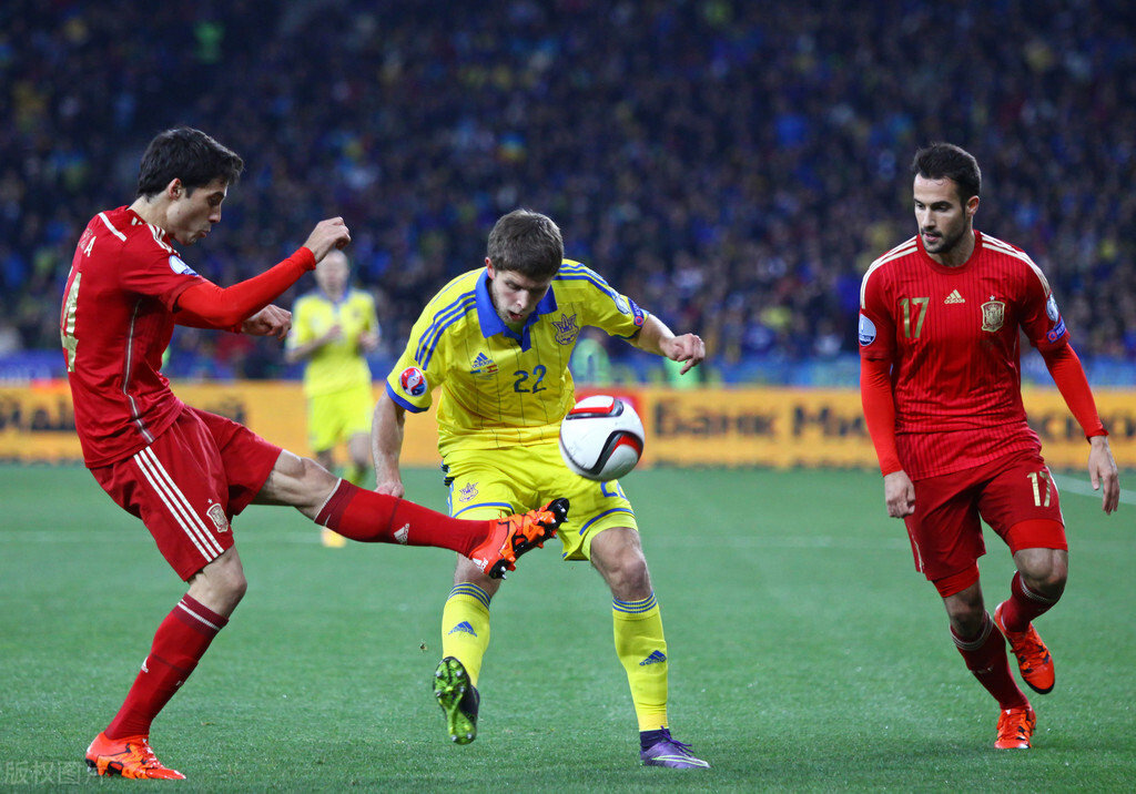 葡萄牙大胜冰岛，欧洲杯预选赛小组赛开门红