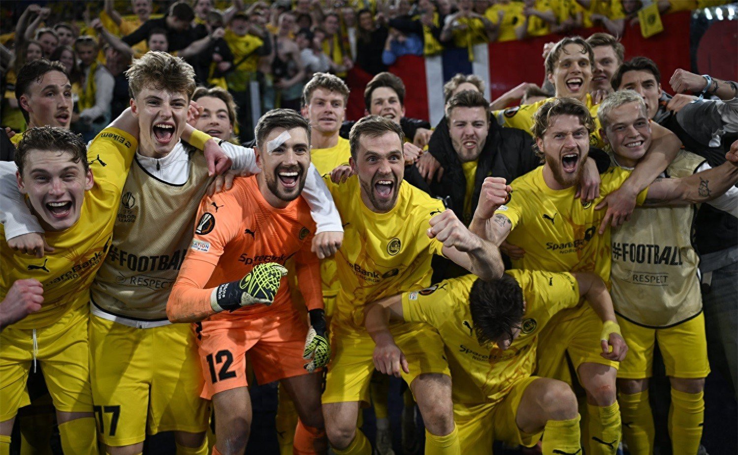 PG电子官网-欧预赛赛场上紧张气氛弥漫，球队备战充分