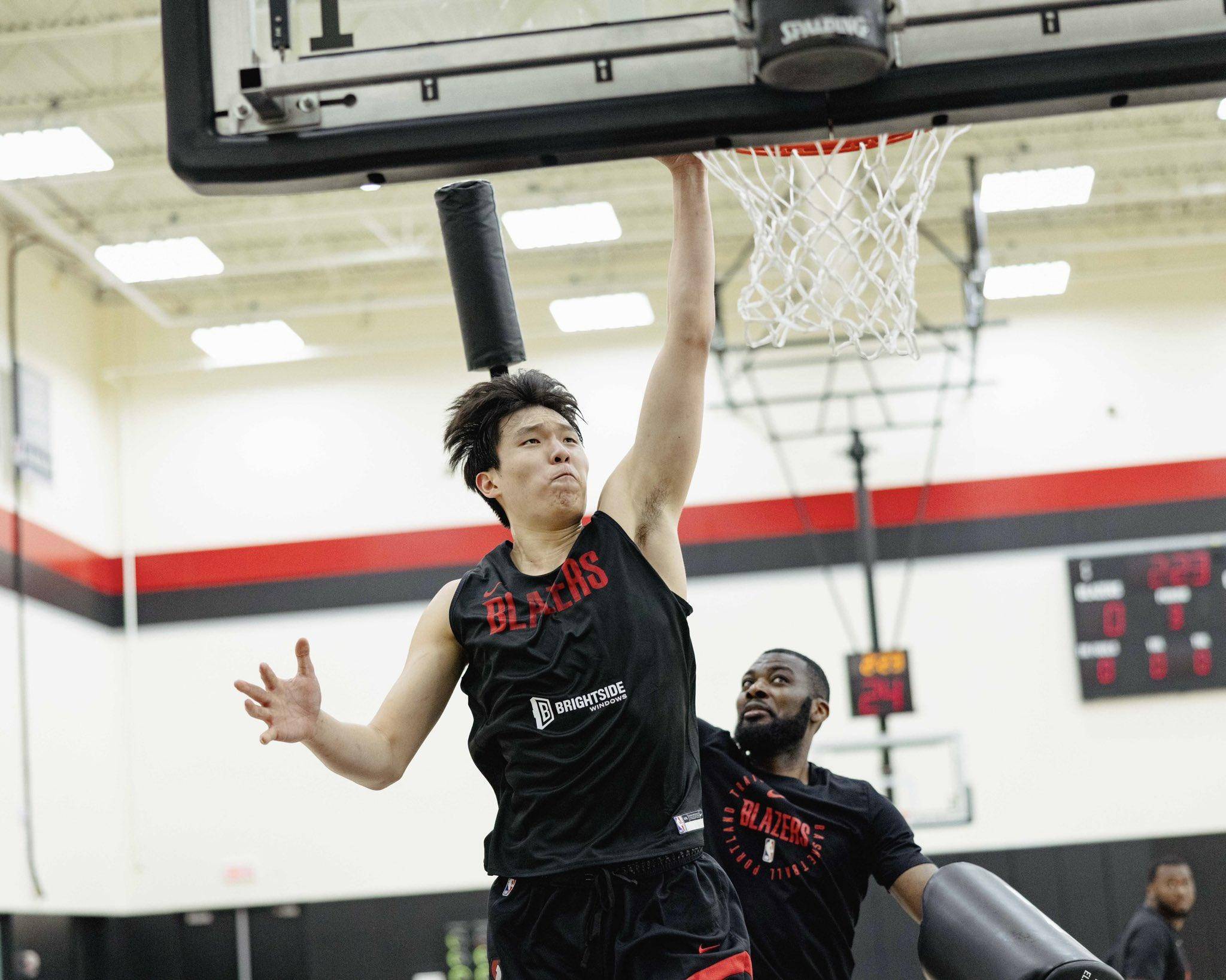 PG电子官网入口-开拓者队主帅呼吁球员加强防守