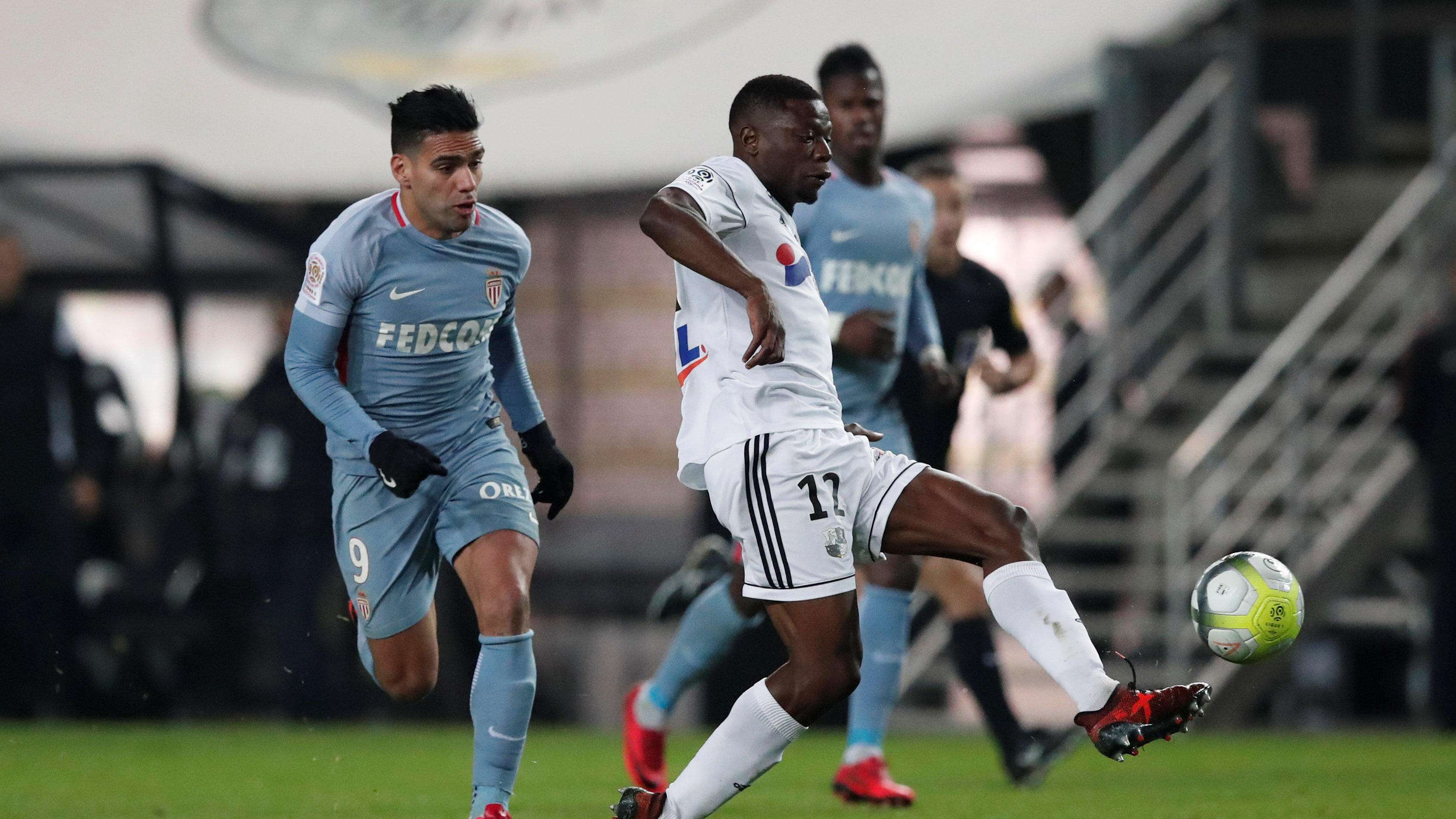 PG Soft Gaming-亚眠队员受伤成困，球队成绩下滑