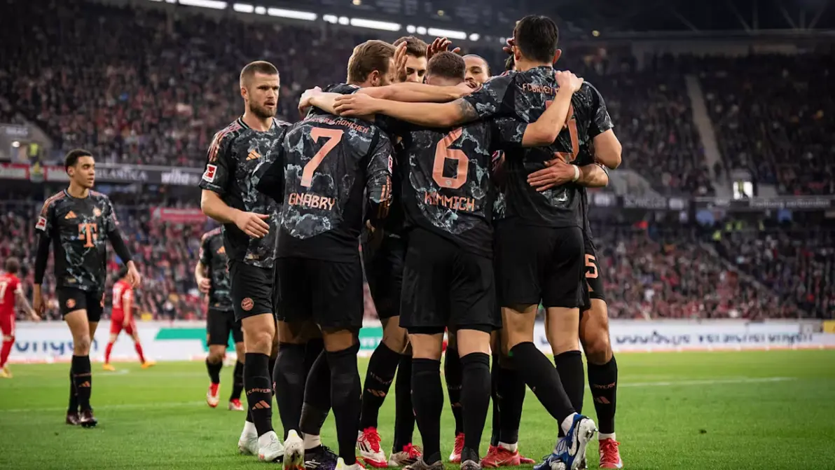 关于拜仁慕尼黑战弗赖堡，谁能笑到最后？的信息