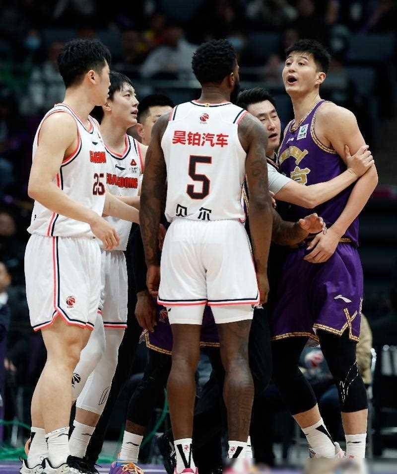 东南亚篮球联赛迎来新赛季，球迷热情掀起的简单介绍