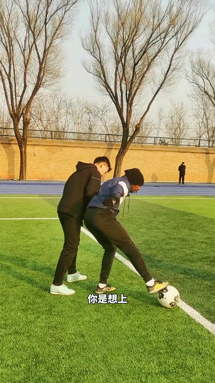 PG电子官网-激烈对抗背后的团队拼搏，坚韧不拔！