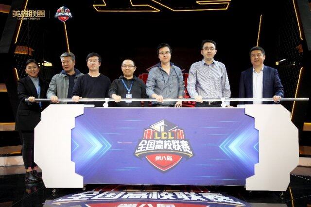 PG平台-BRO横扫MAD，Ruler操刀奇招英雄翻盘峡谷大战四强赛，让粉丝疯狂欢呼的简单介绍