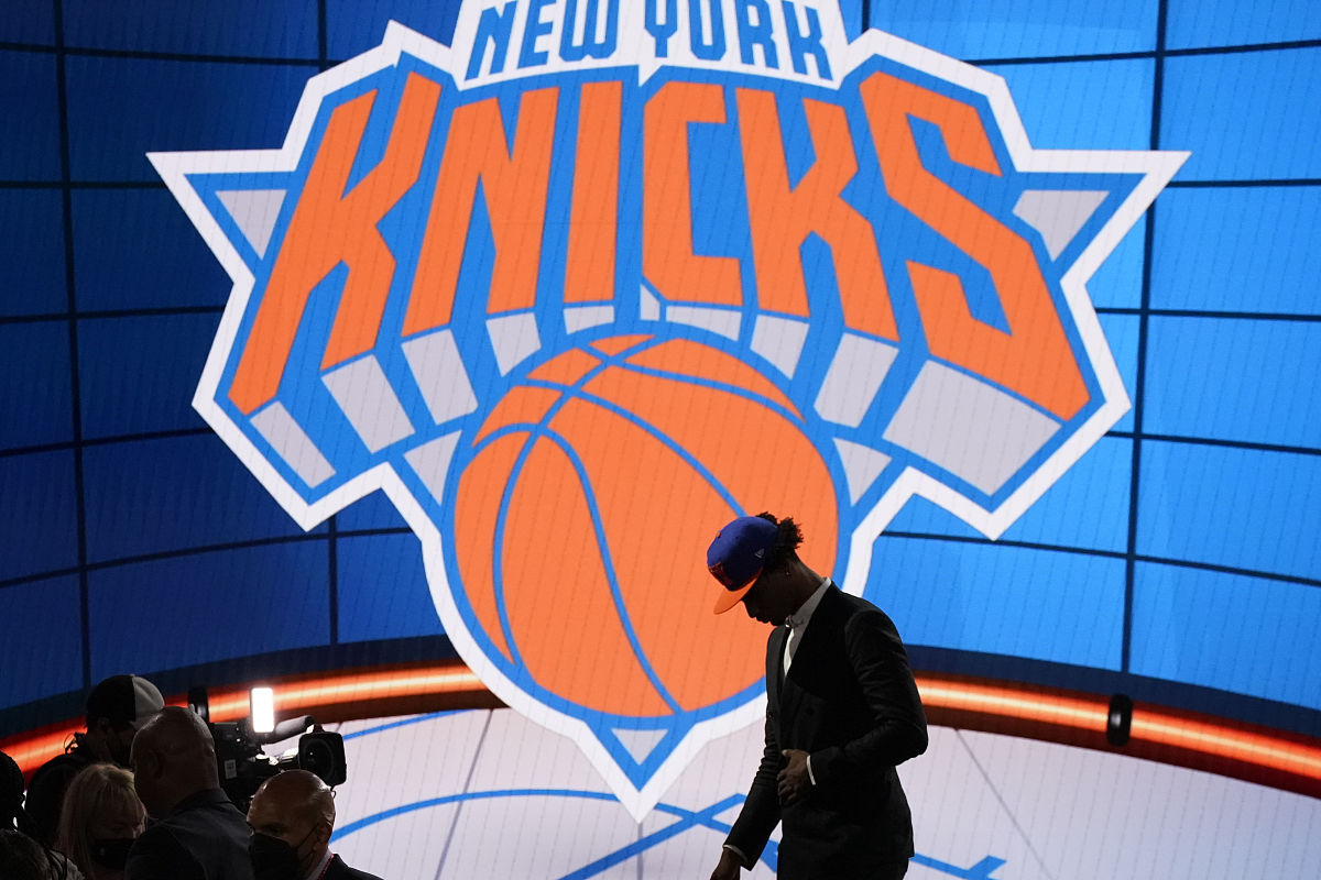 开拓者主场告捷！擒下骑士