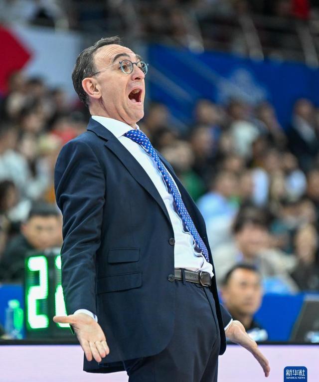 匈牙利队在预选赛中取得关键胜利，士气高昂