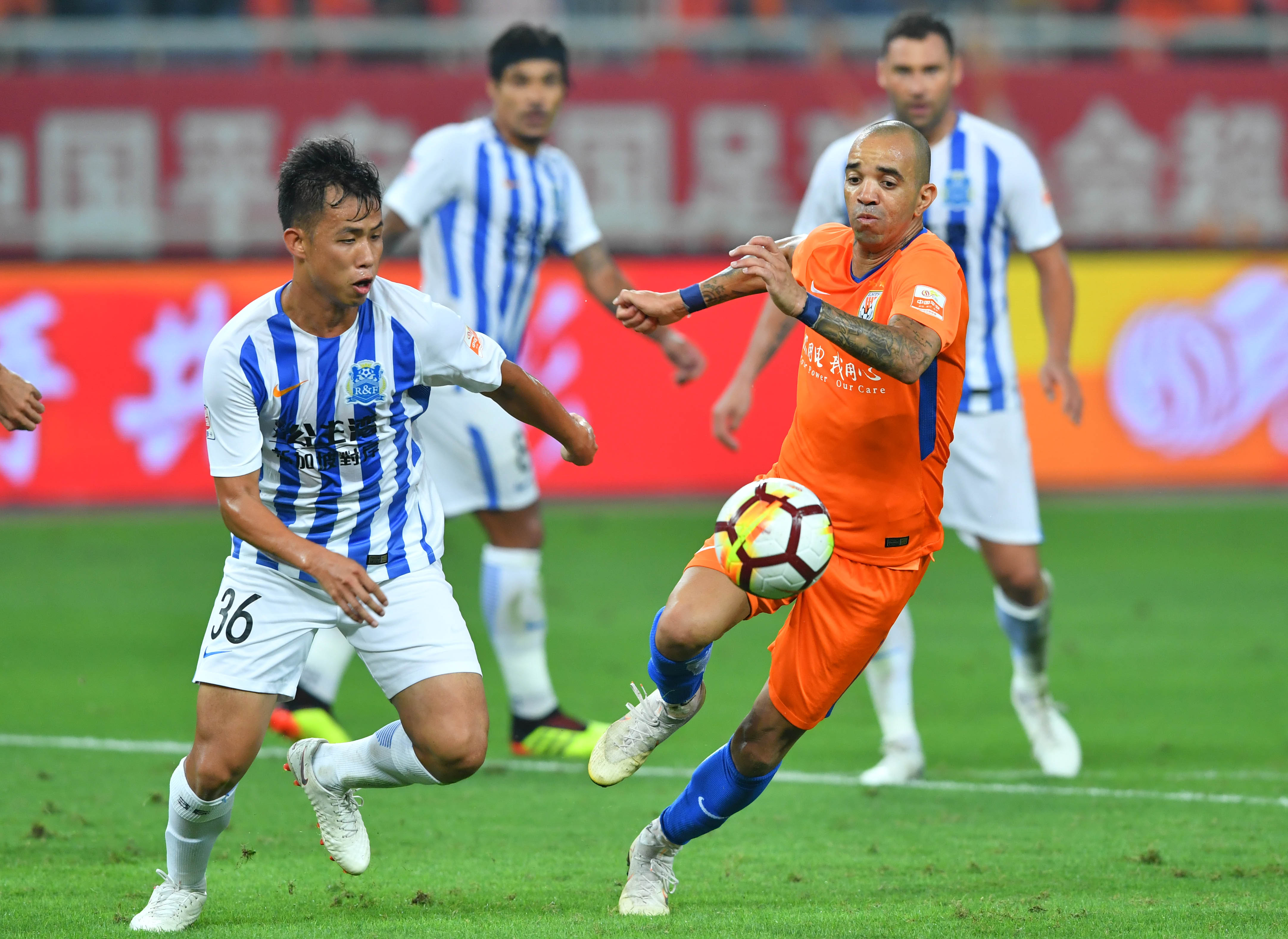 PG电子线上登入-半决赛首回合，广州富力遭遇惨败